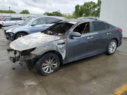 Carros salvage para piezas a la venta en subasta: 2017 KIA Optima LX