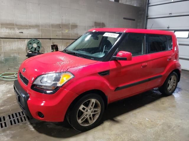 2010 KIA Soul +