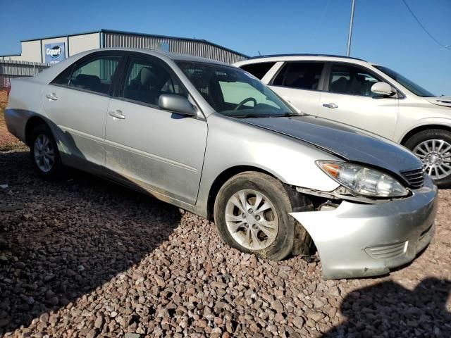 2005 Toyota Camry LE