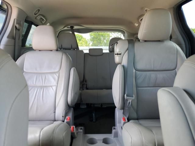 2017 Toyota Sienna XLE