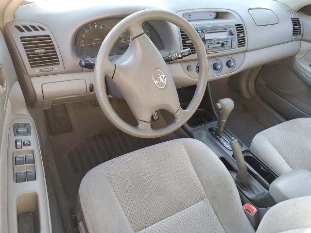 2004 Toyota Camry LE