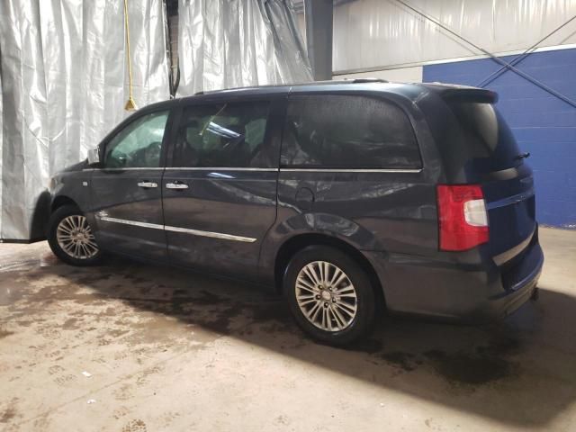 2014 Chrysler Town & Country Touring L