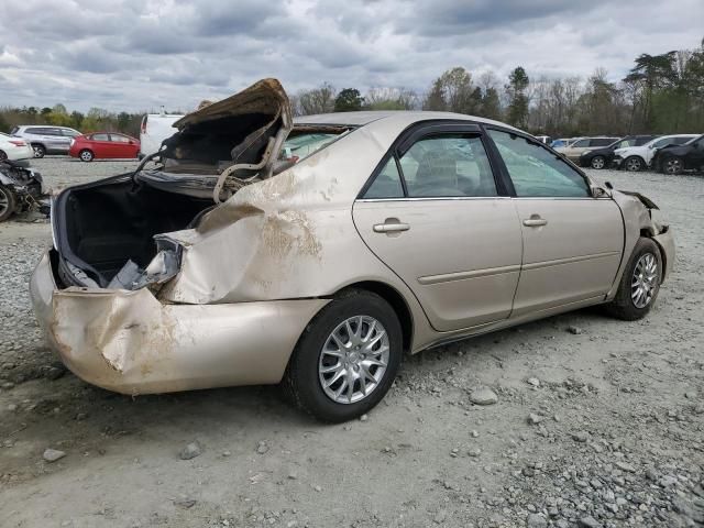 2005 Toyota Camry LE