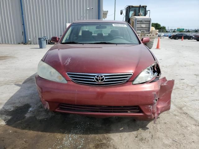 2005 Toyota Camry LE