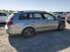 2016 Volkswagen Golf Sportwagen S