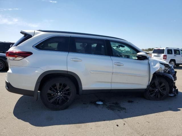 2019 Toyota Highlander SE