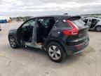 2022 Volvo XC40 T4 Momentum