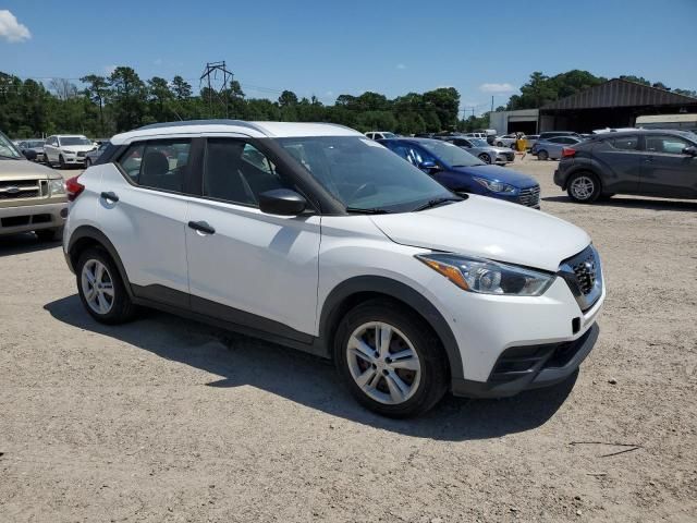 2019 Nissan Kicks S