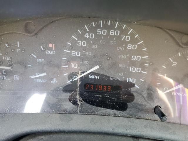 2004 Chevrolet Cavalier LS