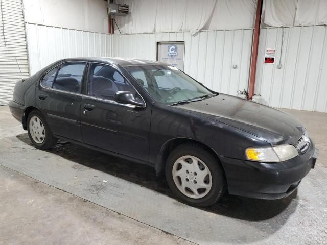 1999 Nissan Altima XE