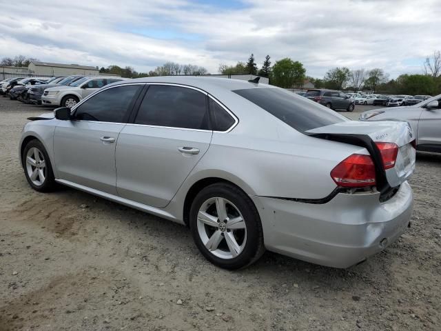 2014 Volkswagen Passat SE