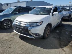 Salvage cars for sale at Vallejo, CA auction: 2017 Mitsubishi Outlander SE