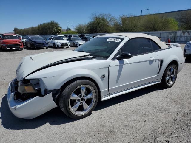 2004 Ford Mustang