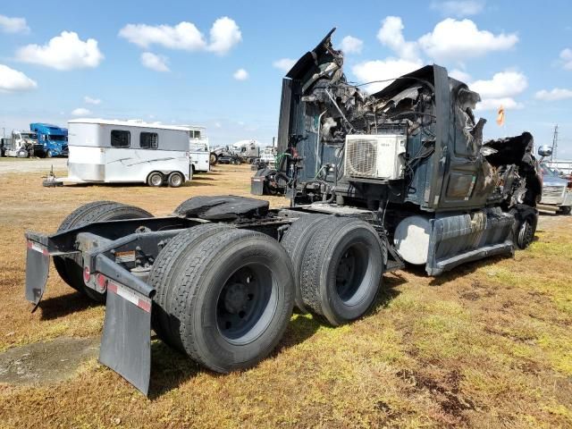 2011 Freightliner Cascadia 125