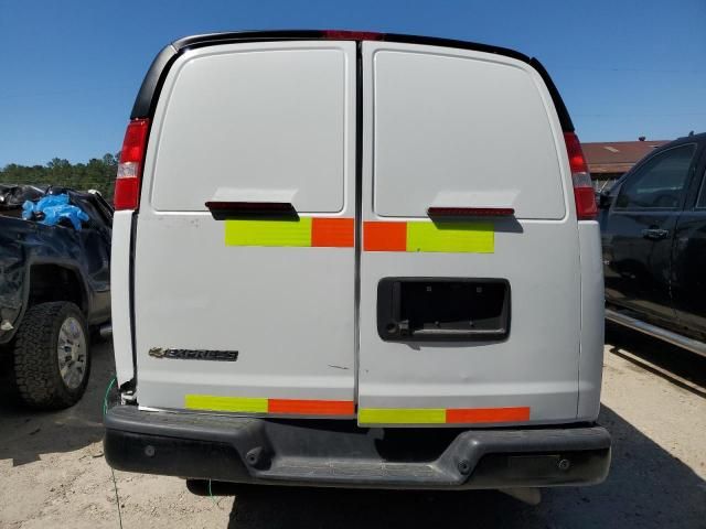 2022 Chevrolet Express G2500