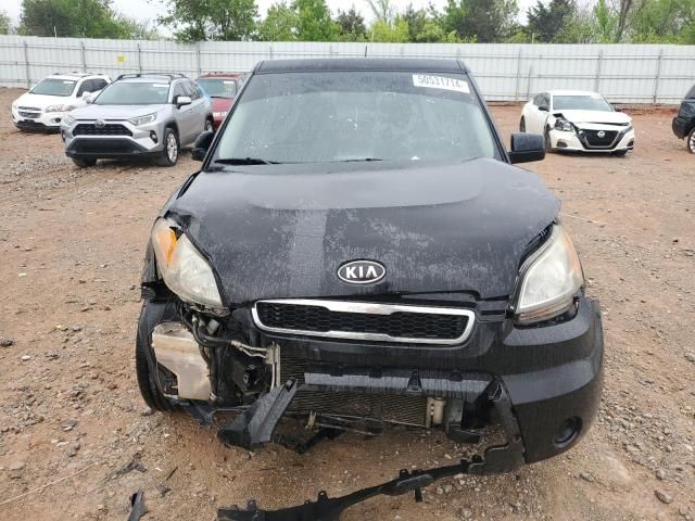 2010 KIA Soul +