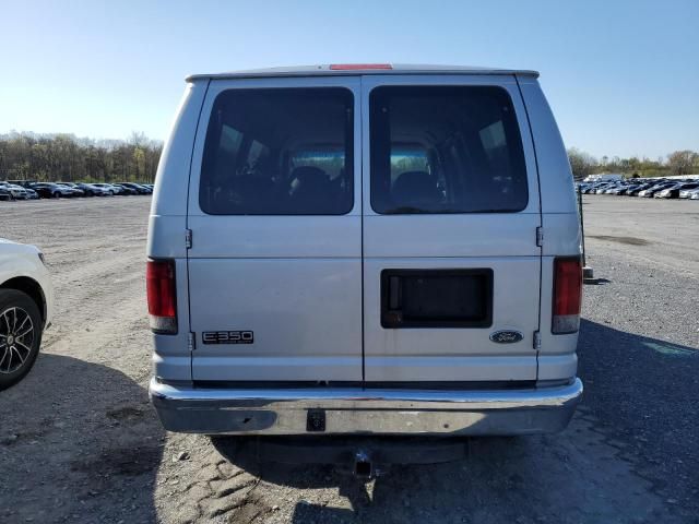 2005 Ford Econoline E350 Super Duty Wagon