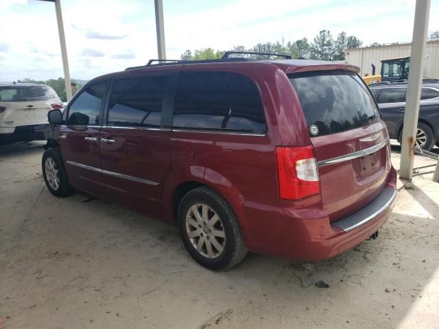 2012 Chrysler Town & Country Touring L