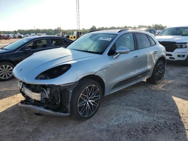 2023 Porsche Macan Base