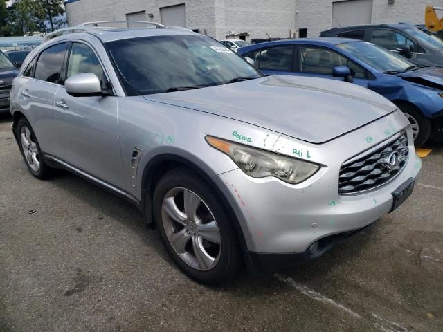 2011 Infiniti FX35