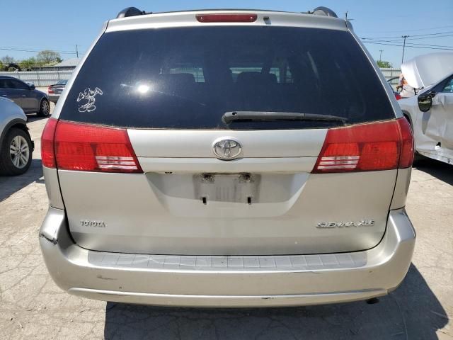 2005 Toyota Sienna XLE