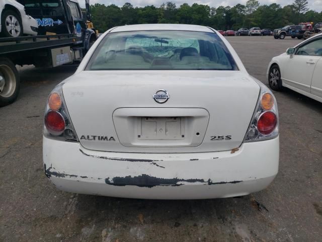 2004 Nissan Altima Base