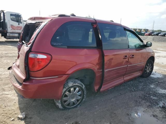 2006 Chrysler Town & Country Limited