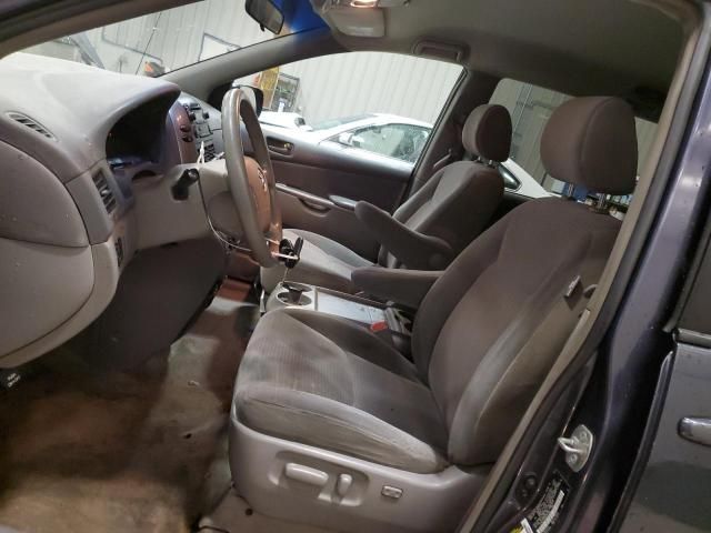 2006 Toyota Sienna CE