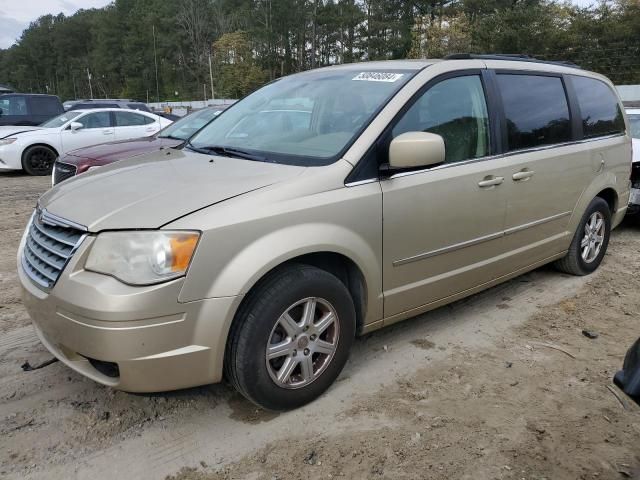 2010 Chrysler Town & Country Touring