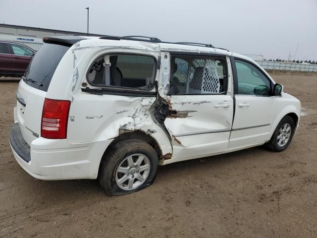 2010 Chrysler Town & Country Touring