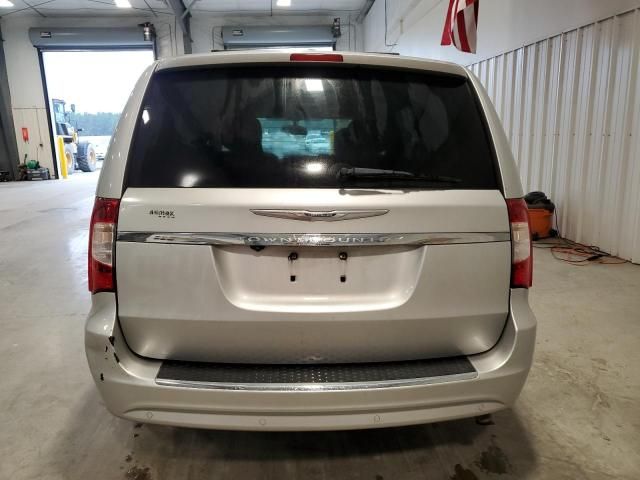 2012 Chrysler Town & Country Touring