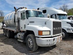 Salvage trucks for sale at Columbia Station, OH auction: 1995 Mack 600 CH600