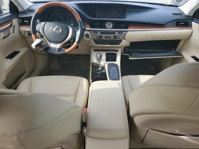 2013 Lexus ES 300H