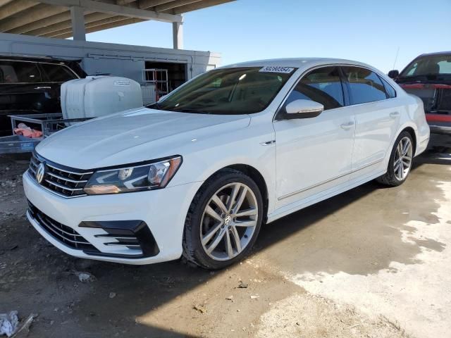 2017 Volkswagen Passat R-Line