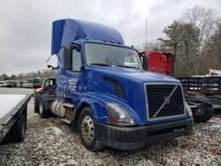 Vehiculos salvage en venta de Copart West Warren, MA: 2015 Volvo VN VNL