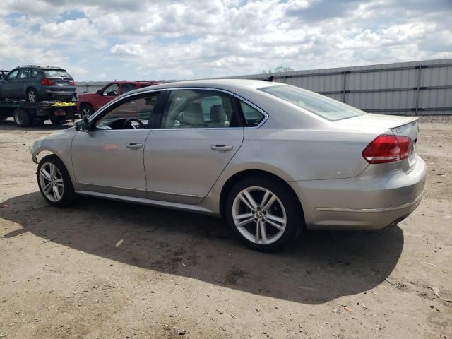 2013 Volkswagen Passat SEL