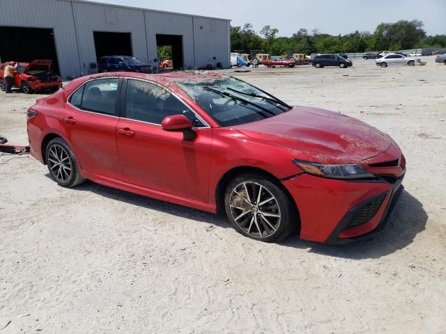 2021 Toyota Camry SE