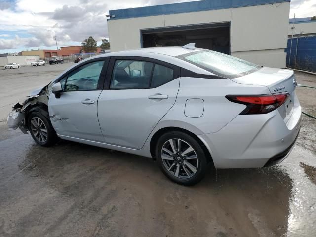 2022 Nissan Versa SV