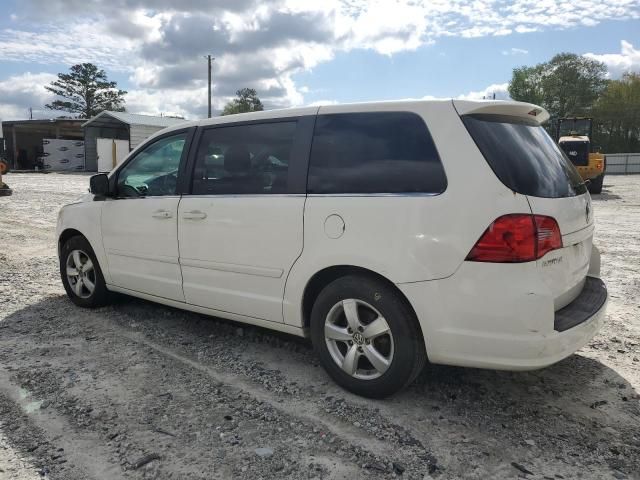 2010 Volkswagen Routan SEL