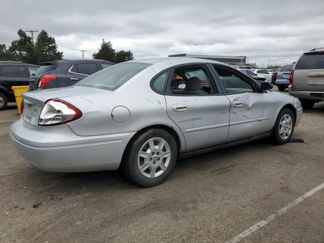 2006 Ford Taurus SE