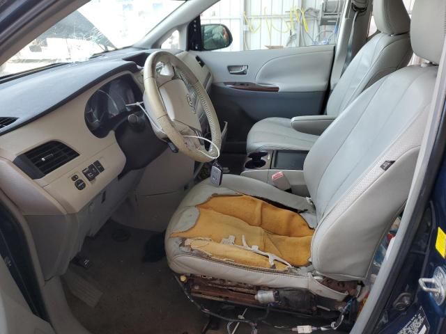 2011 Toyota Sienna XLE