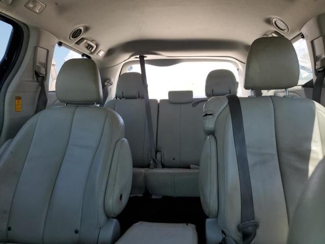 2014 Toyota Sienna XLE