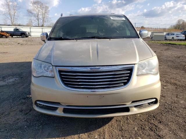 2011 Chrysler Town & Country Touring L