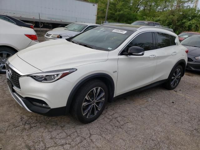 2018 Infiniti QX30 Base