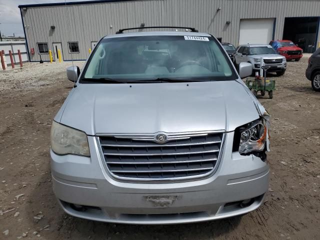 2010 Chrysler Town & Country Touring