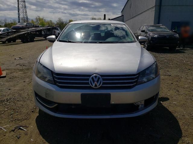 2012 Volkswagen Passat SE