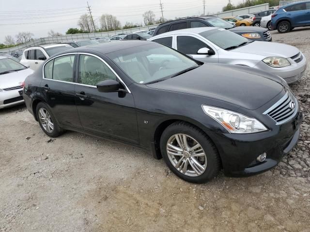 2015 Infiniti Q40