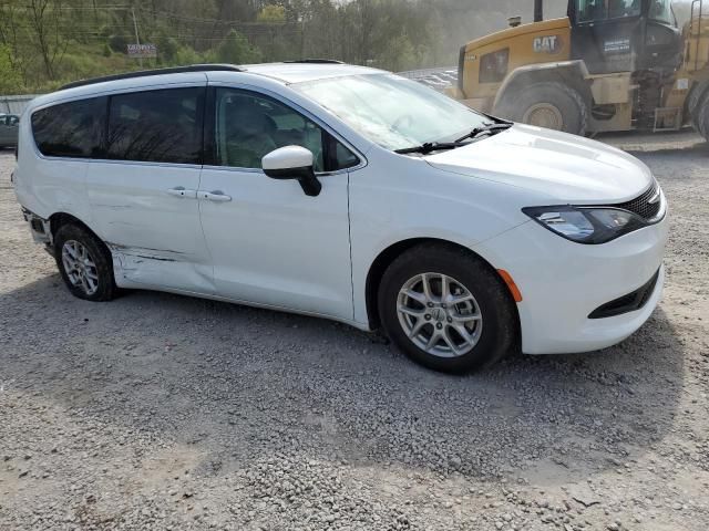 2021 Chrysler Voyager LXI