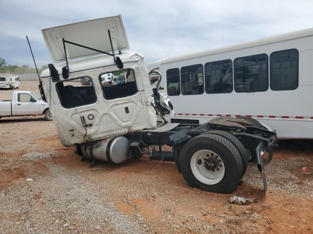 2024 Freightliner Cascadia 126