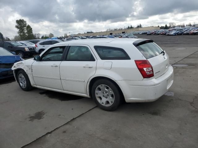 2006 Dodge Magnum SE